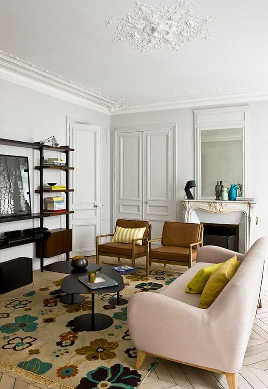 Salon d'un appartement haussmannien à Toulouse après un relooking d'intérieur