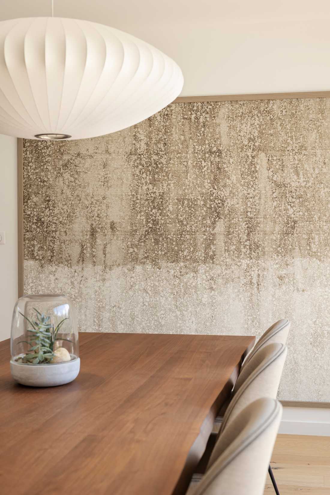 Tableau décoratif abstrait texturé dans l'espace repas