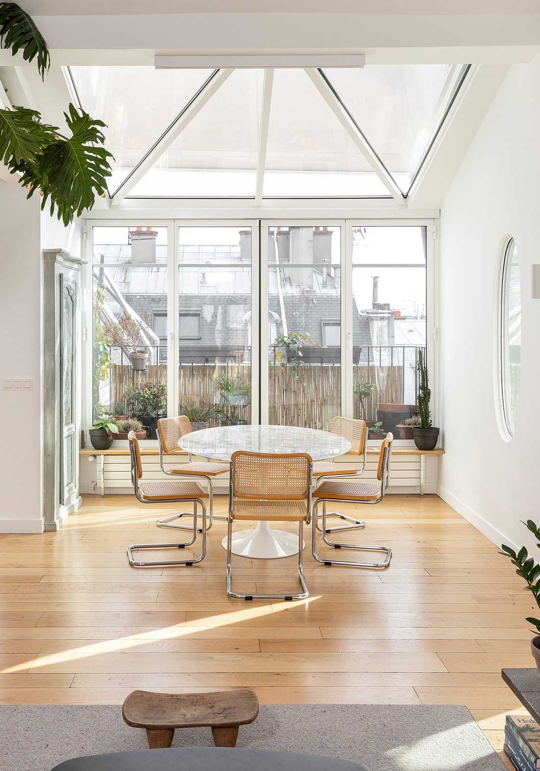 Salle à manger amenagée par un architecte d'interieur à Toulouse