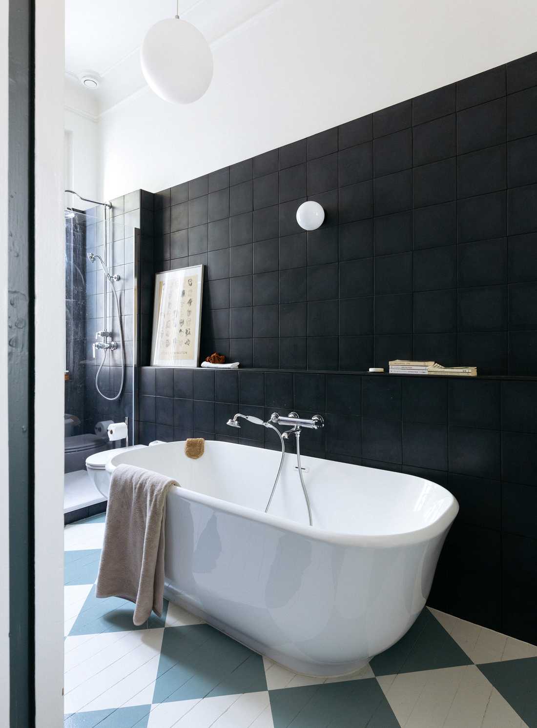 Salle de bain après travaux de rénovation par un décorateur d'intérieur de la Haute-Garonne