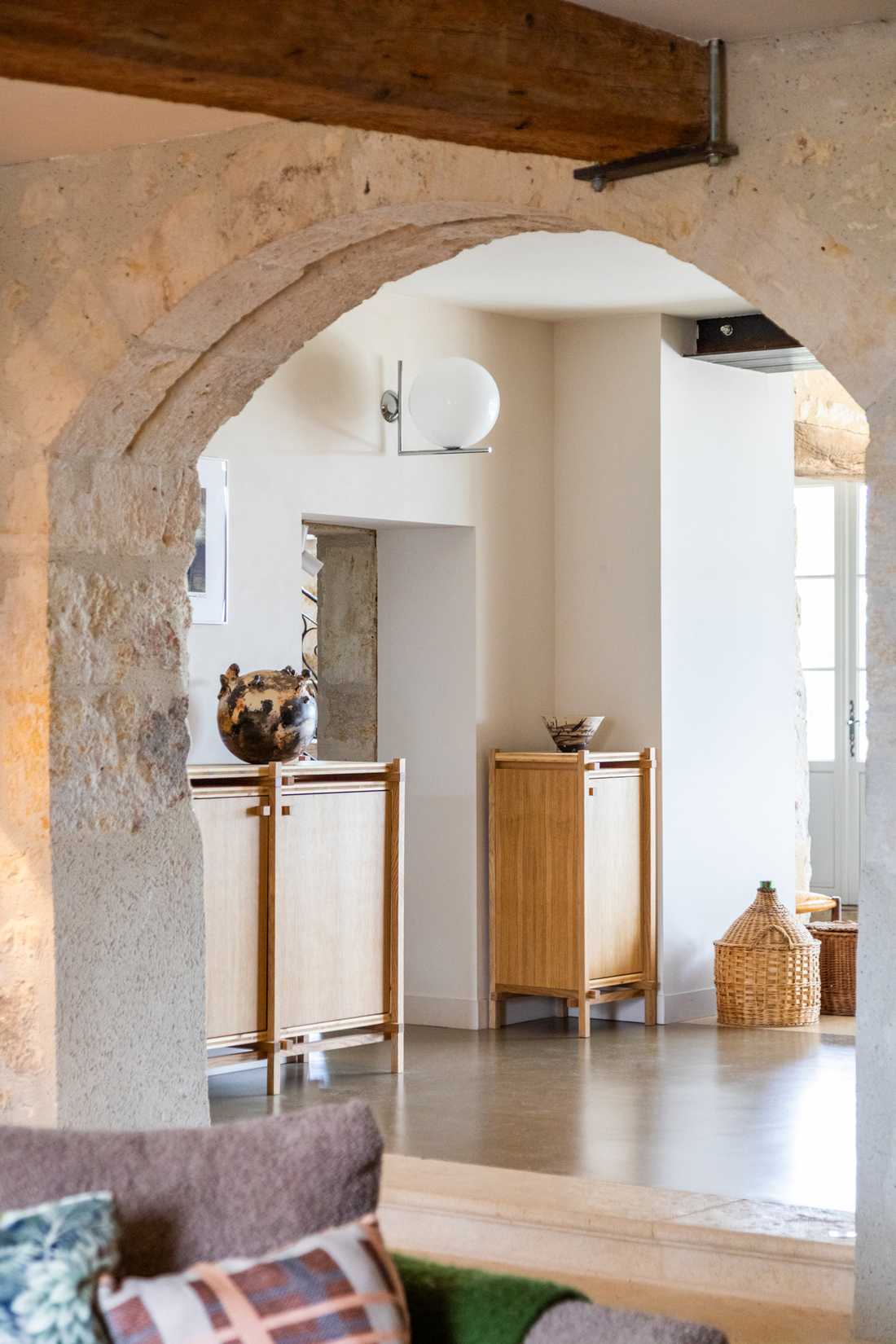 Aménagement intérieur d'une maison gersoise avec conservation d'une voûte d'origine