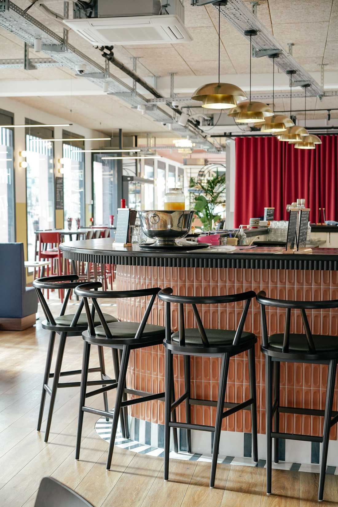 Renovation of a restaurant in Toulouse by an architect specializing in commercial architecture