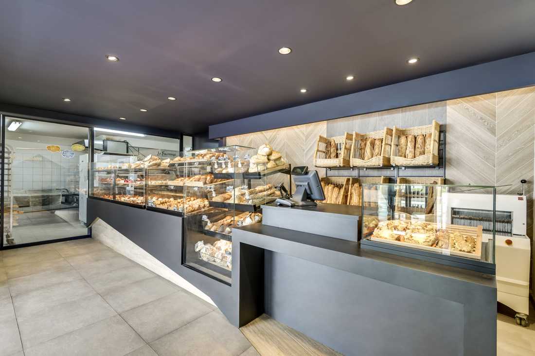 Présentoire d'une boulangerie réalisé sur mesure par un architecte d'intérieur à Toulouse